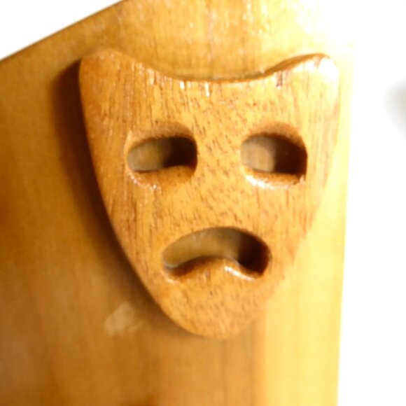 VINTAGE 12" COMEDY TRAGEDY MASK WOOD BOOKEND BOOK DVD CD ENTERTAINMENT HOLDER - Picture 4 of 10